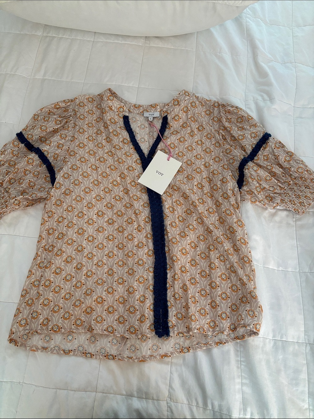 Voy Peach, Floral Print Short Sleeve Blouse with Navy Trim